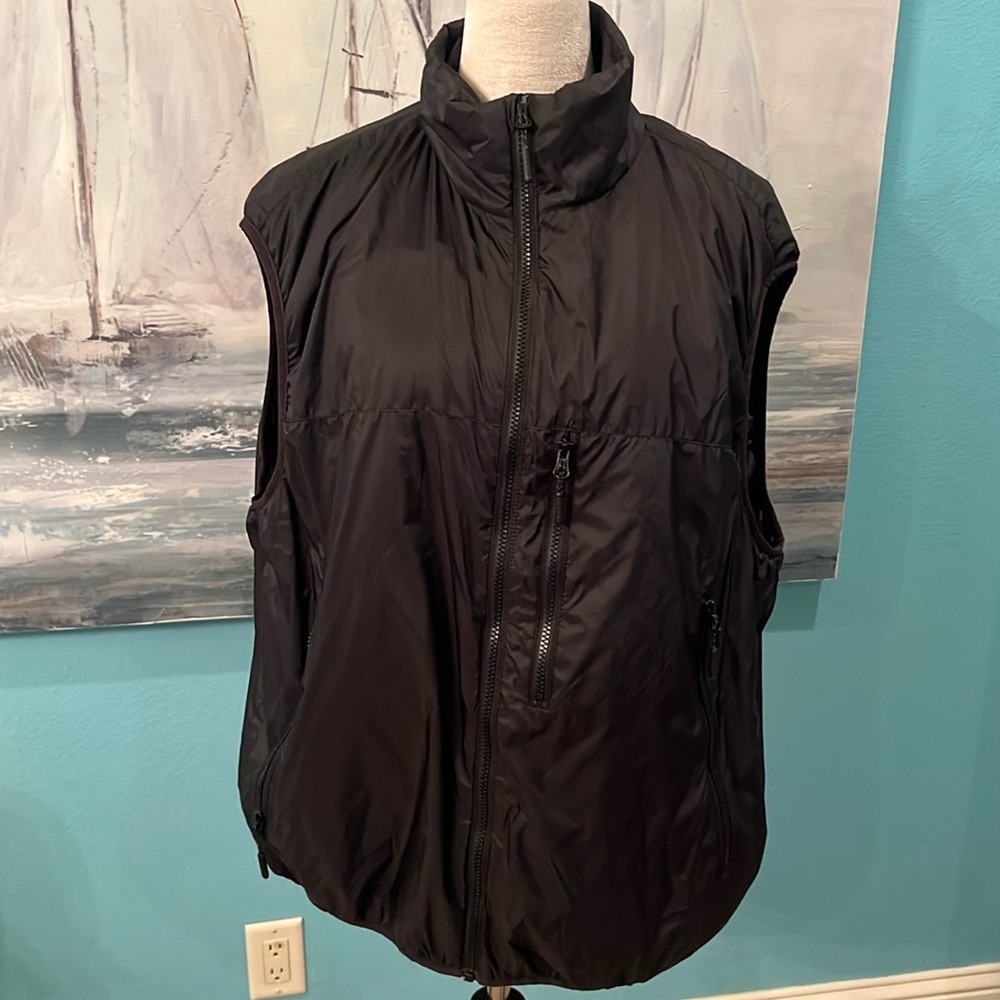 H&M Black Water Repellent Windproof Puffer Vest, XXL